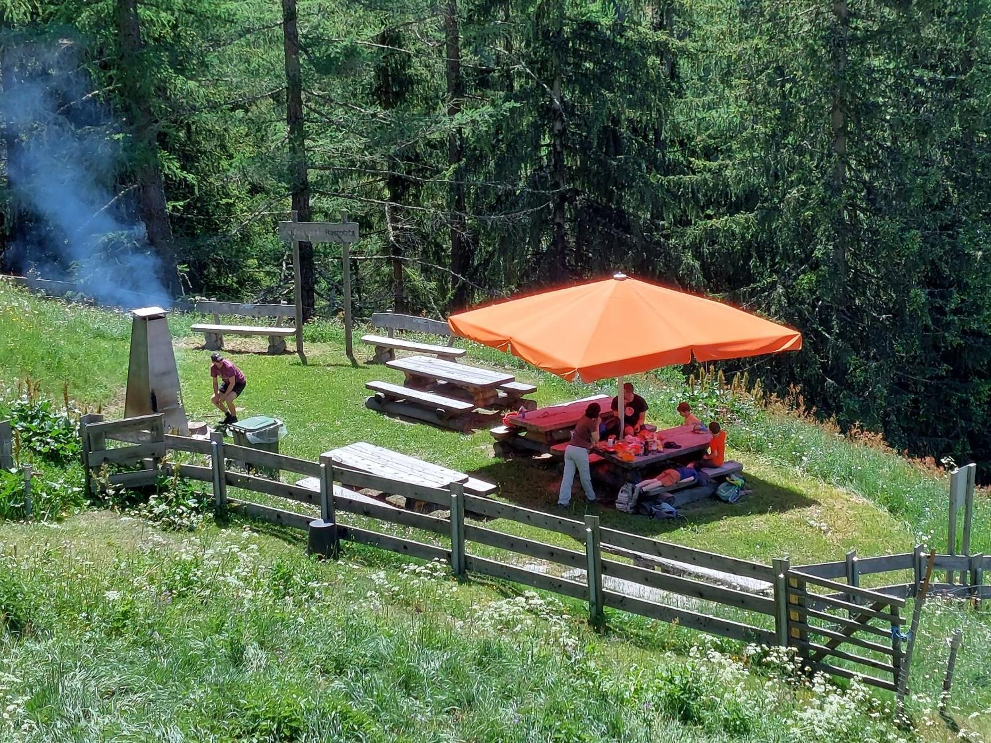 B&B Alpenroesli Gasenried Exterior photo